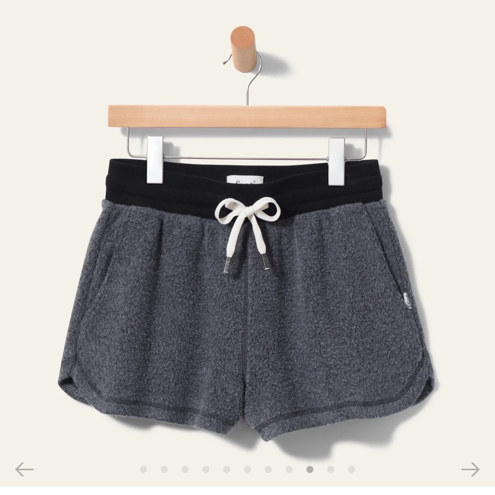 FEAT blanket blend shorts NWT